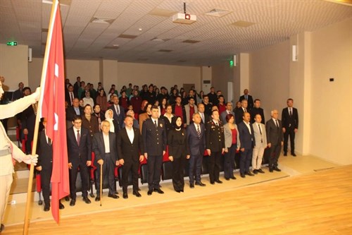 Kaymakamımız Sayın Hatice Gamze KURAN 18 Mart Çanakkale Zaferi ve Şehitleri Anma Günü 110. Yıldönümü Programına Katıldı