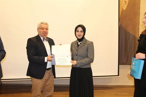 Kaymakamımız Sayın Hatice Gamze KURAN "Çanakkale Savaşları ve Atatürk" Konulu Konferansa Katıldı