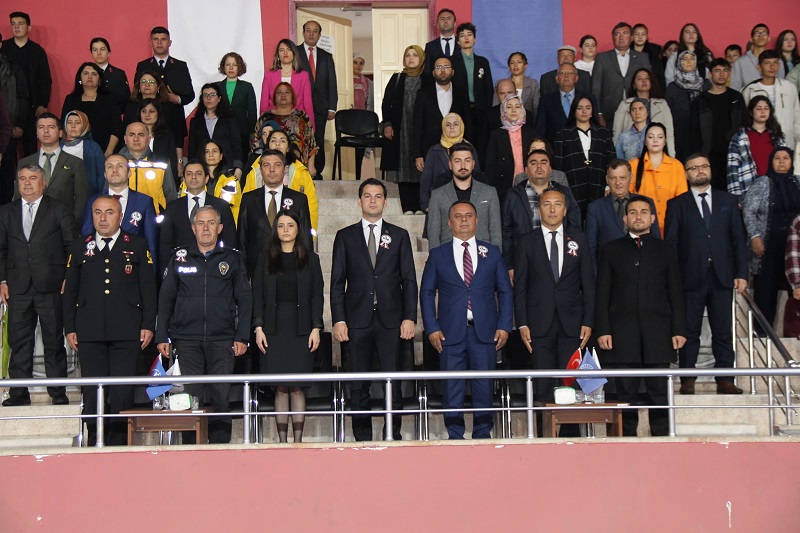 Kaymakamımız Sn.Mert ÇANGA: '' 19 Mayıs Atatürk'ü Anma , Gençlik ve Spor Bayramı '' kutlama etkinlikleri  programına katıldı.