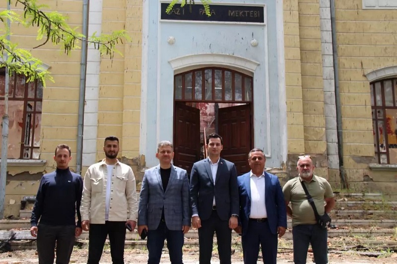Kaymakamımız Sn. Mert ÇANGA:Gazi Paşa Mektebinde yerinde incelemeler yaparak, Restorasyon hakkında bilgiler alındı.